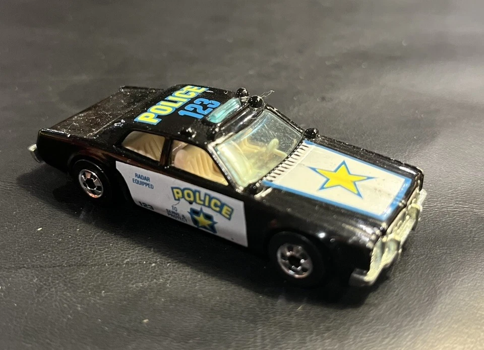 Hot Wheels Police Fire Forest  Lot Of 4 - Image 2 of 4