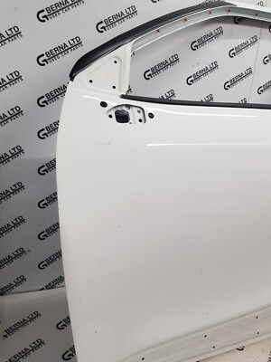 GENUINE TOYOTA YARIS CROSS 2020-2024 FRONT LEFT PASSENGER SIDE LH