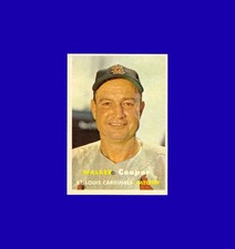 Walker Cooper 1957 Topps #380 - St. Louis Cardinals - EX-MT