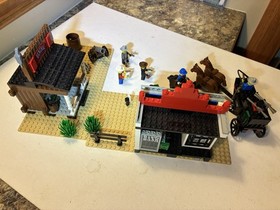 LEGO Western: Gold City Junction (6765) - Complete, no box