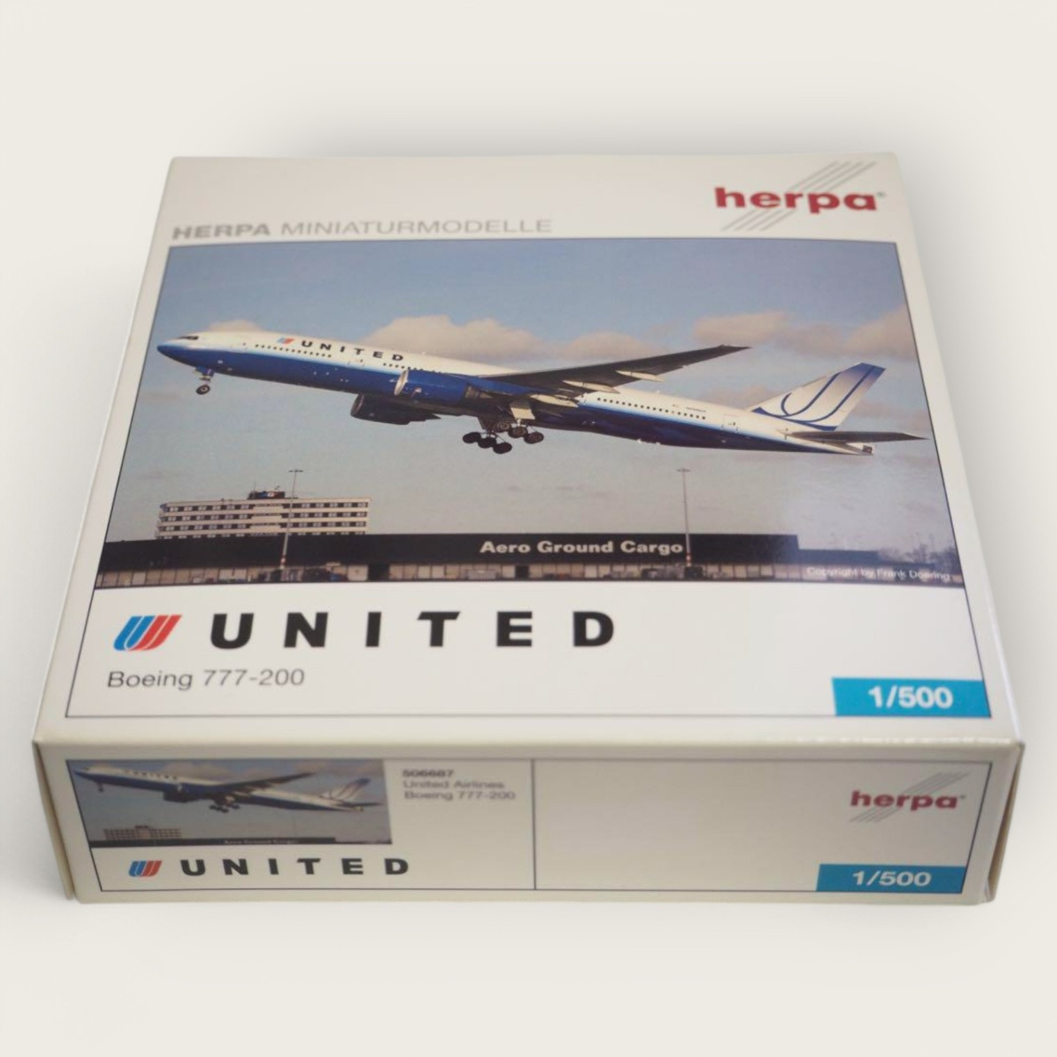 航空機・ヘリコプター herpa 1/200 UNITED B777-200 航空機・ヘリコプター herpa 1/200 UNITED B777-200 航空機