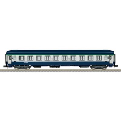 Minitrix 18467 Schnellzugwagen Bauart B9c9x, SNCF, Ep. V N + Neu