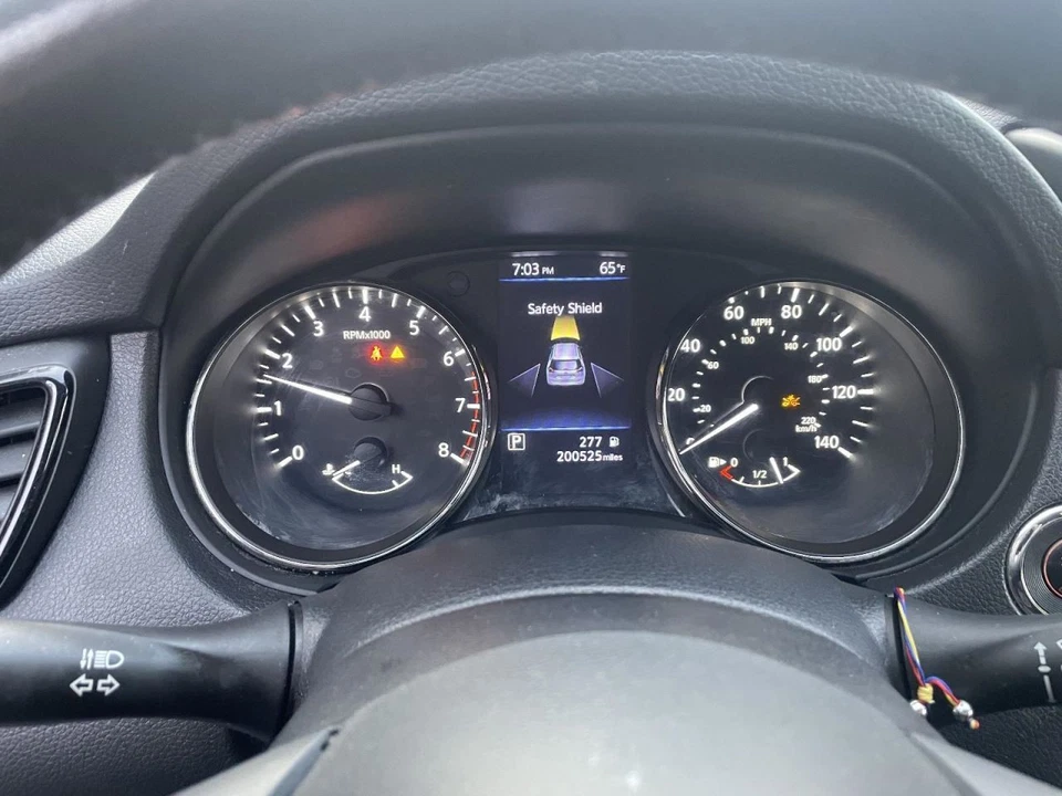 Silenciador Nissan Rogue 2017-2018 2,5 L AWD 200 k -SV- 66750 Foto 3 de 4