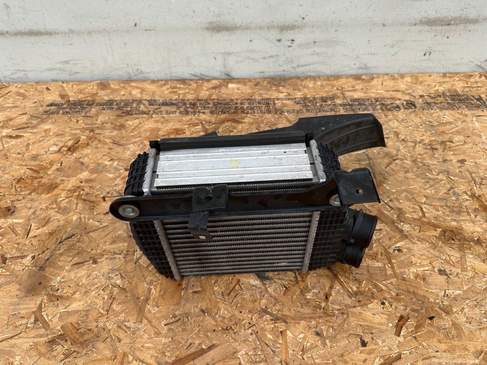 LEFT TURBO RADIATOR/INTERCOOLER W/DUCT 13-16 MASERATI QUATTROPORTE GHIBLI GTS
