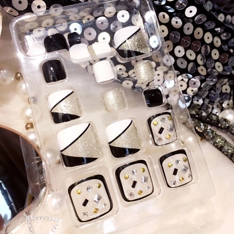 9 design 3D red silver Shimmer  Diamond Black Short Fake False Toe Nails Glue  - Image 2 of 4