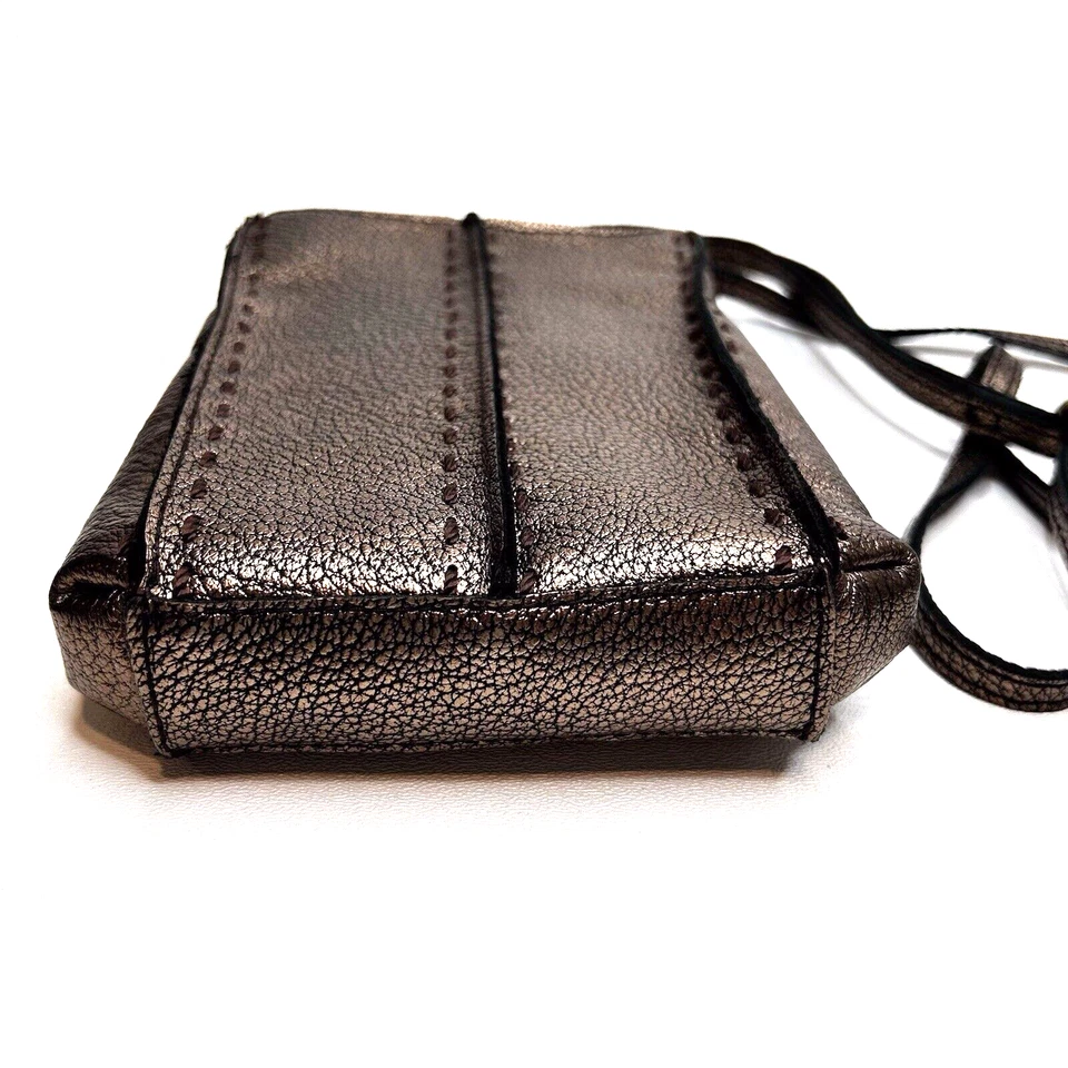 ~THE SAK Bolso Bandolera Pequeño Cuero Guijarro Dorado Teléfono CC Foto 4 de 4