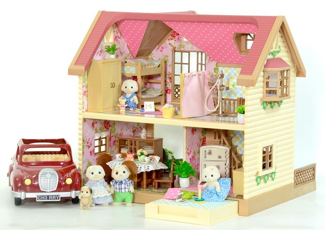 sylvanian families lakeside lodge