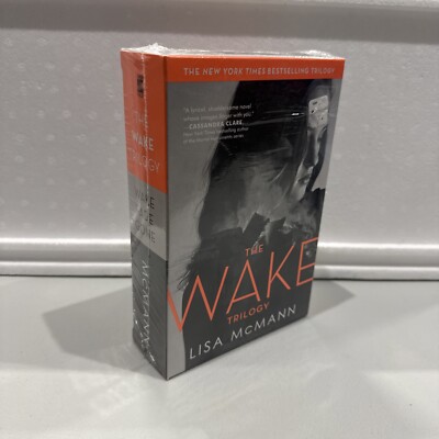 The Wake Trilogy (Boxed Set): Wake; Fade; Gone by Lisa McMann (English) Paperbac