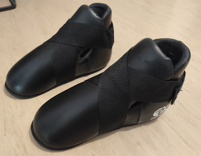 Phoenix PX Kampfsport Fußschützer / Kickbox-Schuhe - Größe M 39 40 41 - Schwarz