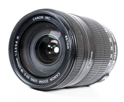 Canon EF-S 18-135mm F3.5-5.6 IS Lens - Image 1 of 4