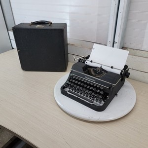 Underwood Golden Touch Typewriter | eBay