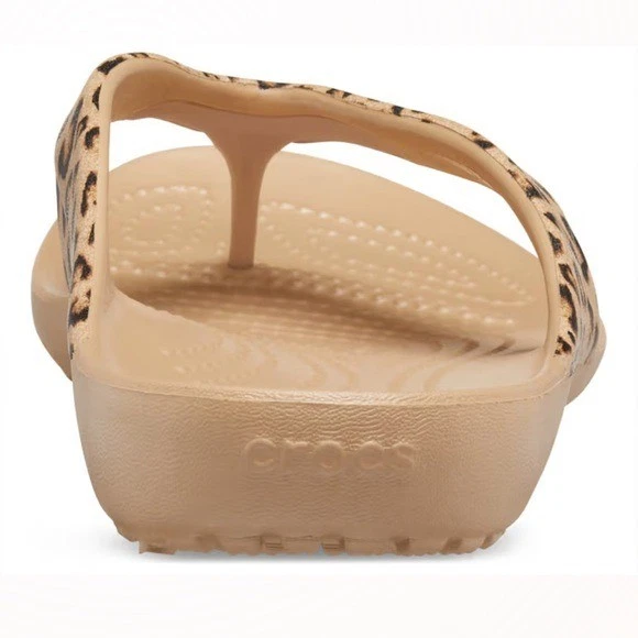 Sandalias chanclas Crocs Kadee II de leopardo para mujer talla 8 marrón tostado cómodas Foto 4 de 4
