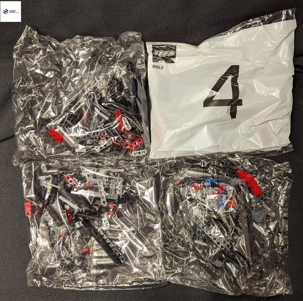 LEGO Racers Enzo Ferrari 1:10 8653 In 2005 New Retired Sealed