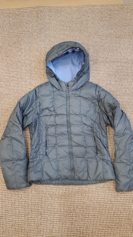 Old Navy Sz M Down jacket coat puffer. Fleece lined, very warm fits teen 12-16 y