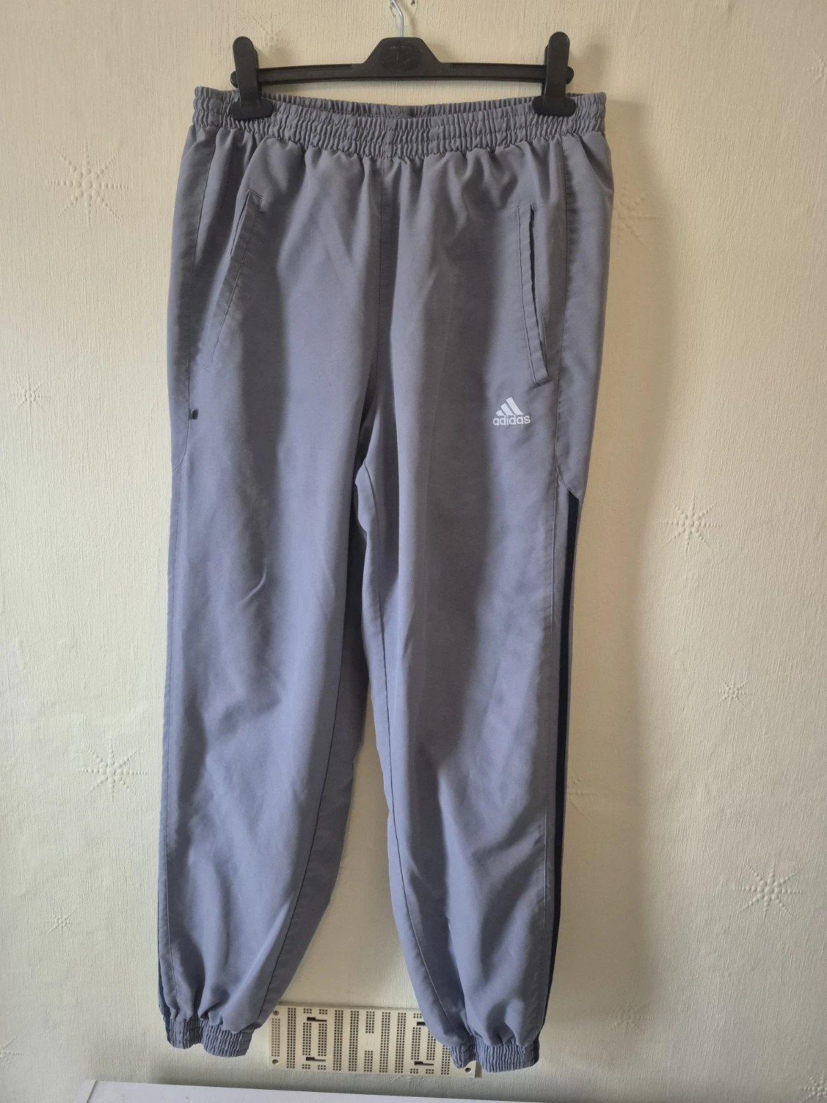 Adidas Track Pants tracksuit bottoms grey size medium m zip ankle pockets cuffed