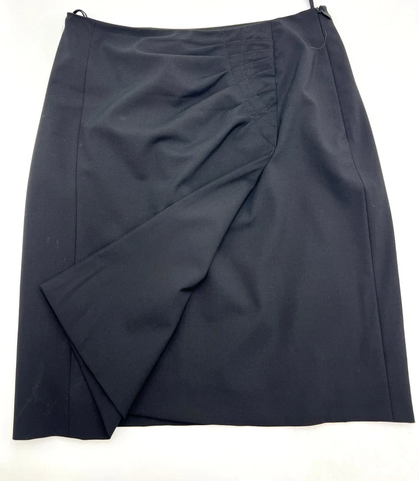 Mini falda negra 95 % lana Hugo Boss para mujer talla UK: 10 - W28 Foto 3 de 4