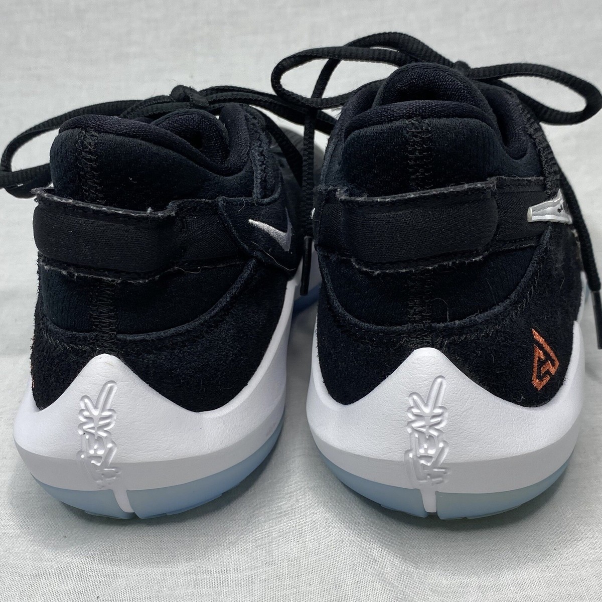 シューズ(男性用) NIKE Basketball Shoes ZOOM FREAK 2 Nike Zoom Freak 2 Shoes Youth Size 5.5 Black Sneakers
