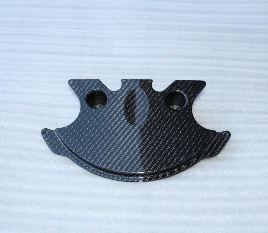 Un cache sous optique BMW S1000RR 100% carbone brillant pour une finition haut de gamme