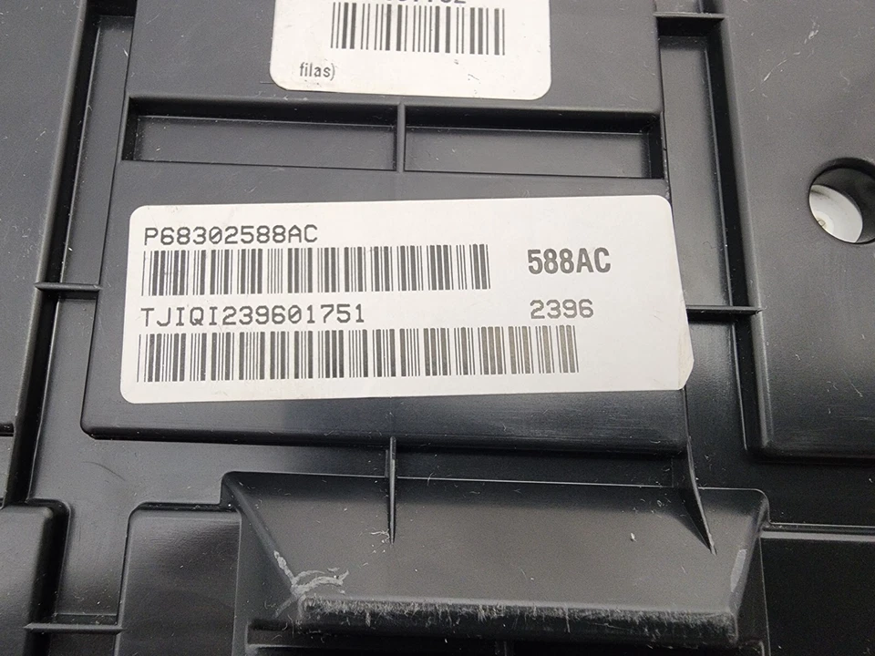 Ram 2500 3500 4500 5500 2017 panel de instrumentos OEM Mopar 68302588AC Foto 2 de 4