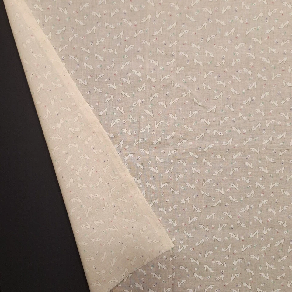 Small Print Shoes Flowers White on Peach Blank Textiles 2002 Cotton Fabric 35"L - Image 3 of 4