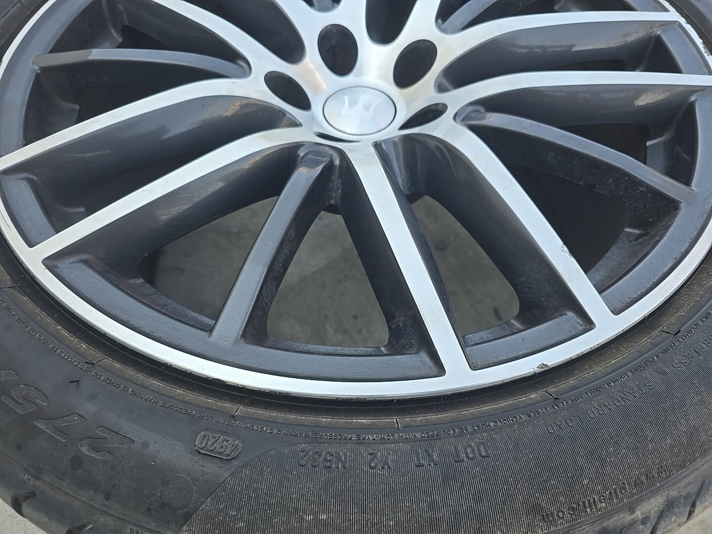 14-17 Maserati Ghibli Rear Right / Left Side Wheel Tire Rim 10Jx19H2 ET40 OEM