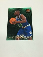 1993/94 Skybox NBA Basketball Card THUNDER & LIGHTNING CHASE CARD TL3 (1 card)