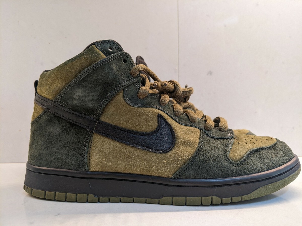 Rare Nike SB Dunk Hulk US 8.5 (Todd Jordan, 4/20 Skunk Suede)