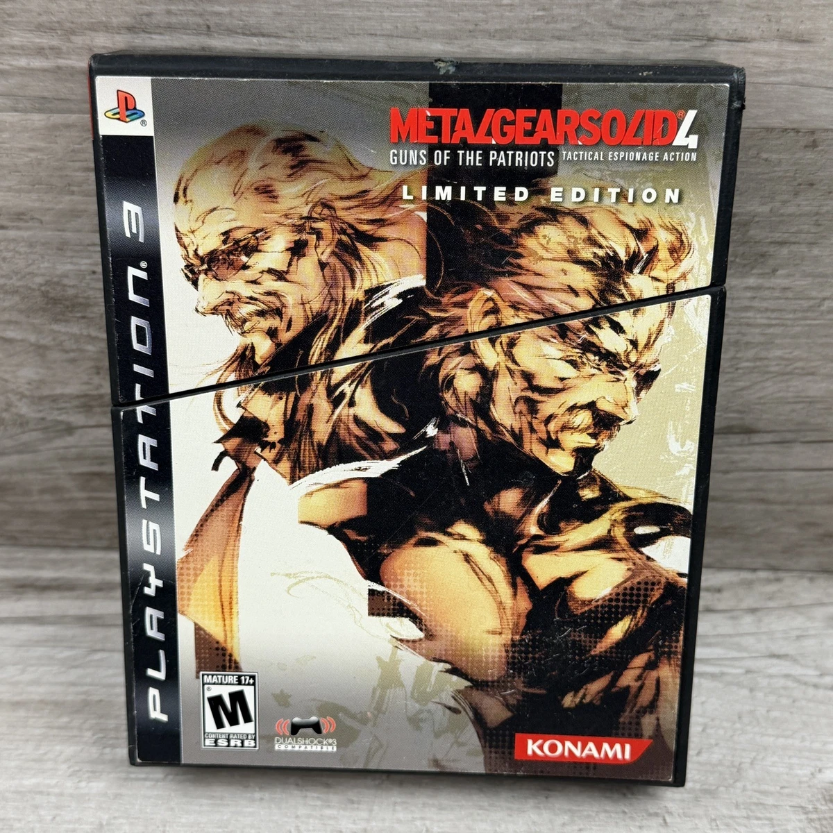 Metal Gear Solid 4 25th Anniversary avec Poster (Boitier Neuf