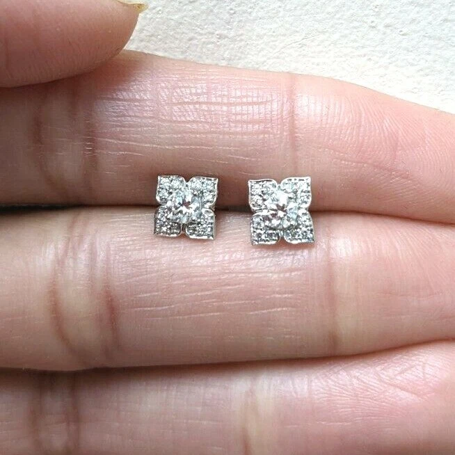 18Carat White Gold Half Carat Diamond Halo Cluster Stud Earrings 0.50cts G SI