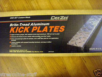 Dee Zee #908 Brite Tread Kick Plate Set 99-07 Chevy Silverado GMC