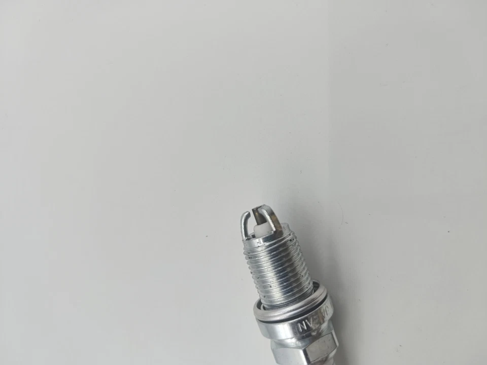 Juego de 4 bujías 2397 nuevas para Audi Cabriolet 1994-98 Foto 4 de 4