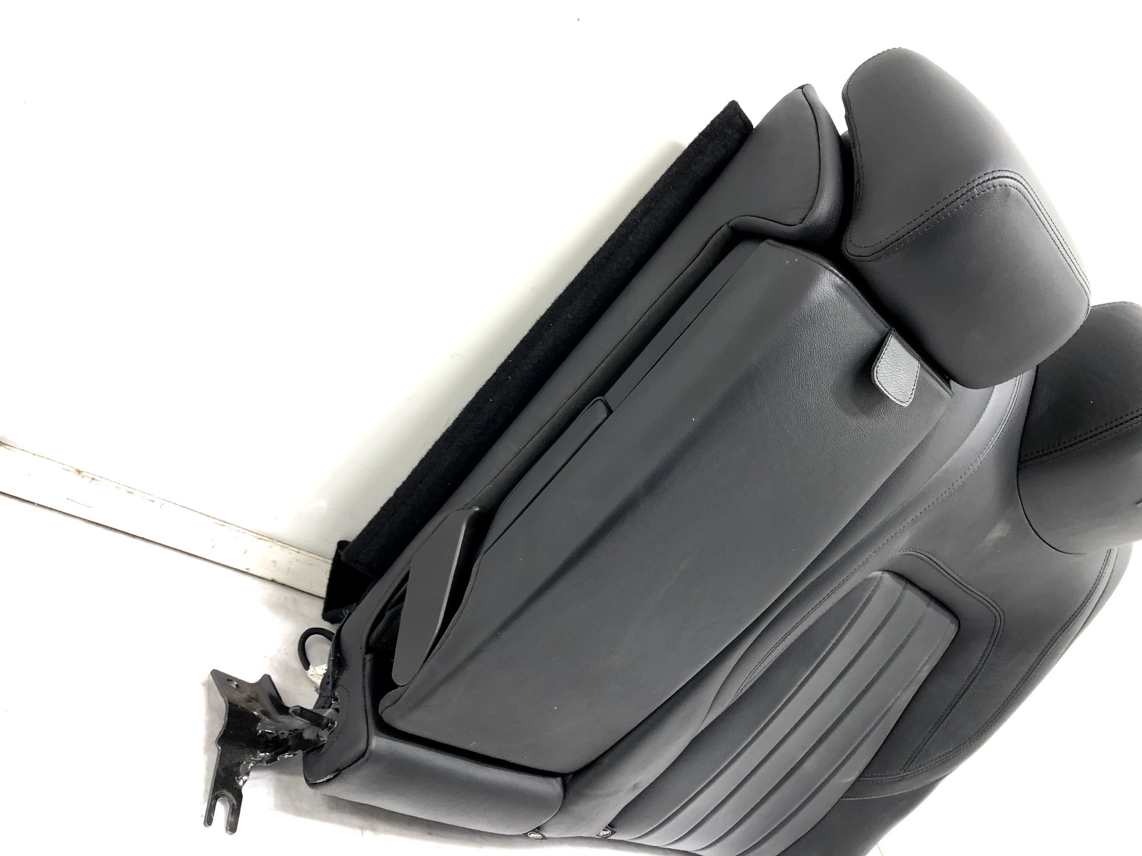 2014-2019 MASERATI QUATTROPORTE LEFT DRIVER REAR UPPER SEAT CUSHION OEM.