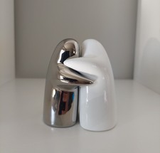 Ghosts Hugging Salt And Pepper Pots White And Silver 9cm Cute Novelty Halloween 