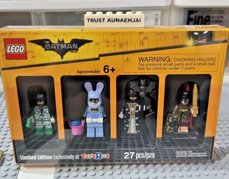 Bricktober Minifigure Collection 2/4 - The LEGO Batman Movie 5004939-1
