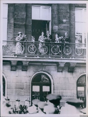 1936 Photo Princess Juliana & Prince Bernhard Von Lippe-Biesterfeld Royalty 7x9