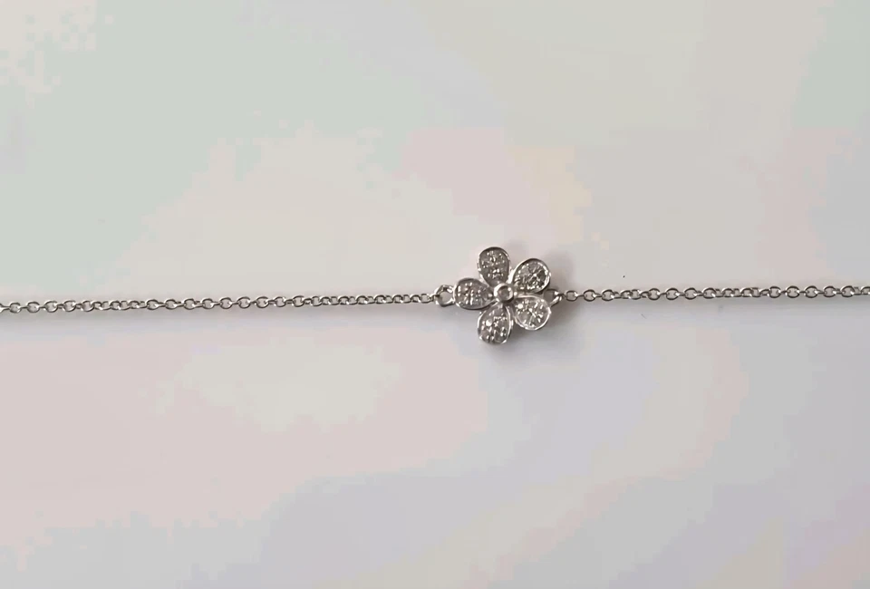 9ct White Gold Le Diamantaire Natural Diamond Flower Chain Bracelet - Image 4 of 4