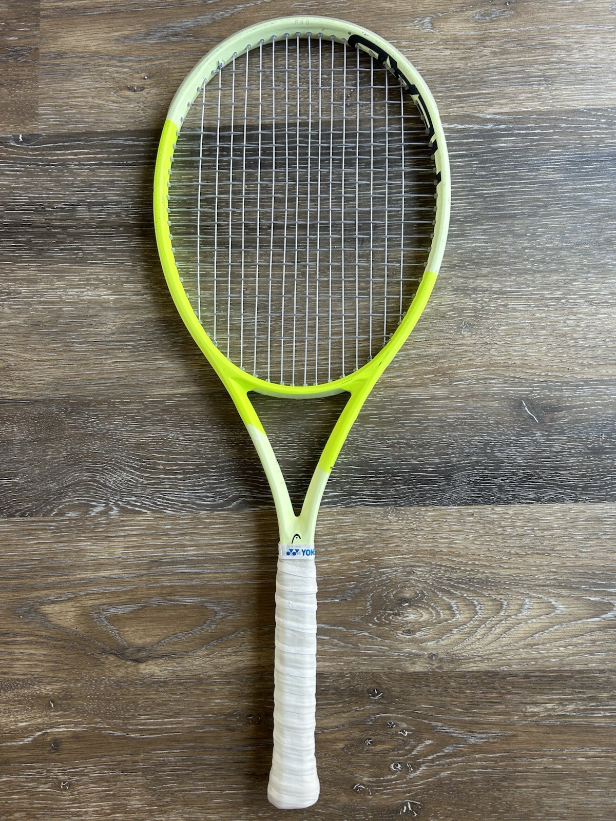 Head Extreme Pro 2024 Grip Size 4 1/4 Tennis Racket
