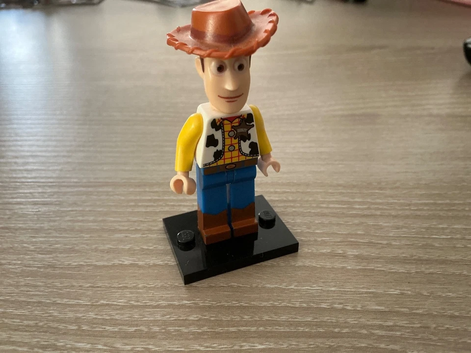 LEGO Toy Story : Woody - Figurine Personnage - Set 7597 7594 toy003 - Photo 1/1