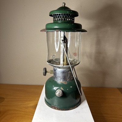 Vintage Coleman Lantern 220E. Good Shape All Items Turn. Bottom Of Tank Clean