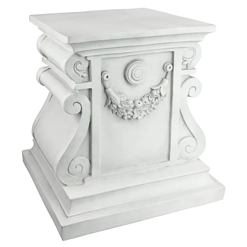 Design Toscano Outdoor Ornaments & Statues