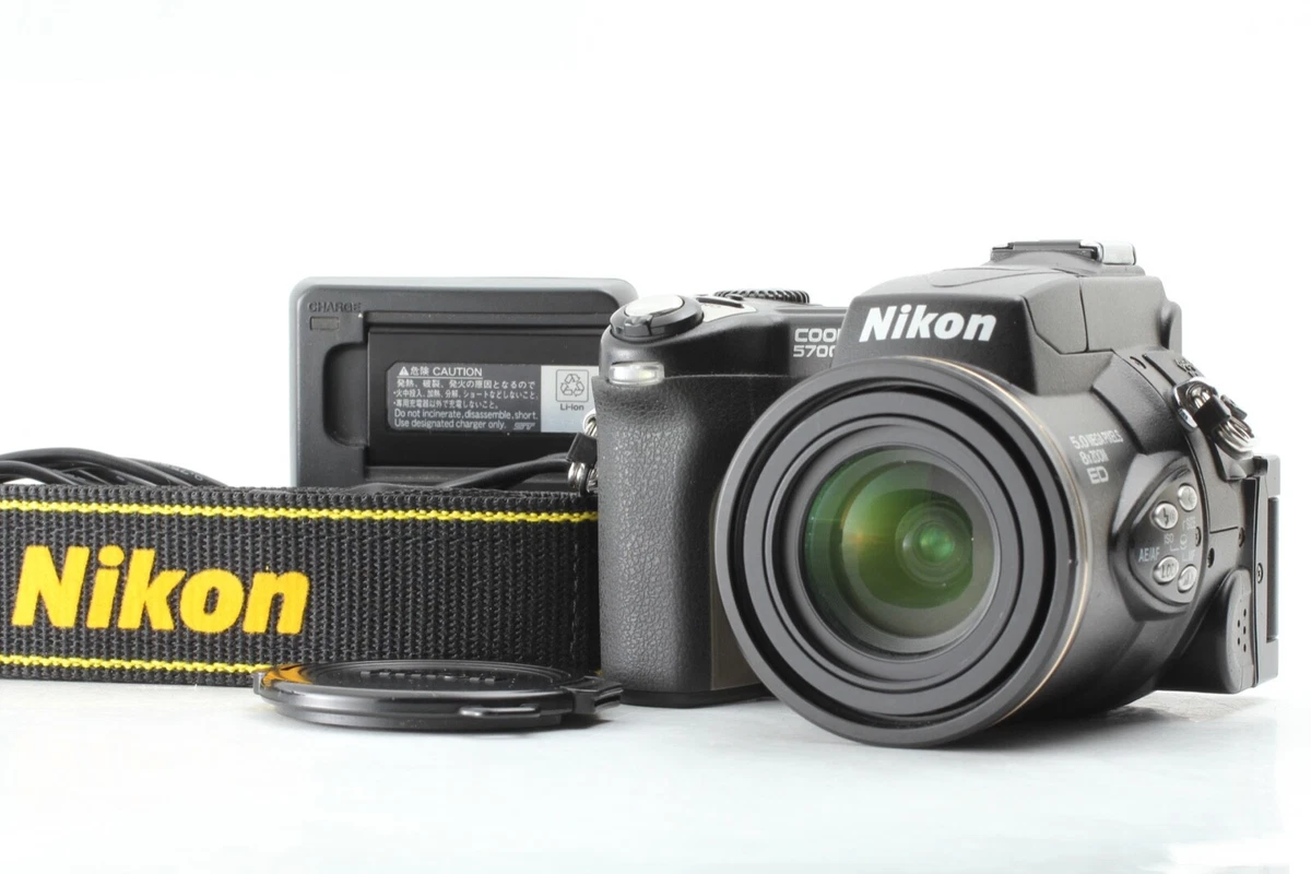 Nikon Coolpix 5700 5.0MP Digital Camera Black Exc 5 From Japan 19233