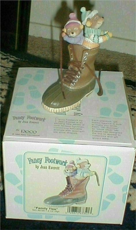 NIB Jean Everett Reco Fancy Footwork "FAMILY TIES" 2 Cute Mice Figures in Boot