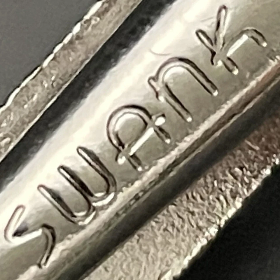 Gemelos Swank Gray Moonglow Hematite Link envolvente tono plata c1960s EE. UU. Foto 2 de 4