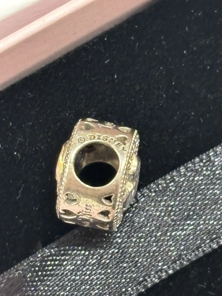 Pandora Disney 792142CZ Dije Primer Beso del Amor Blancanieves Plata 925 Nuevo En Caja Foto 4 de 4