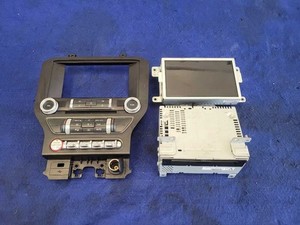 2017 Ford Mustang GT S550 Info Screen Sync 3 Navigation Face Plate CD Slot 2841