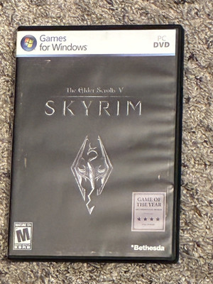 The Elder Scrolls V 5: Skyrim (PC DVD-ROM) CIB COMPLETE with Map & Key