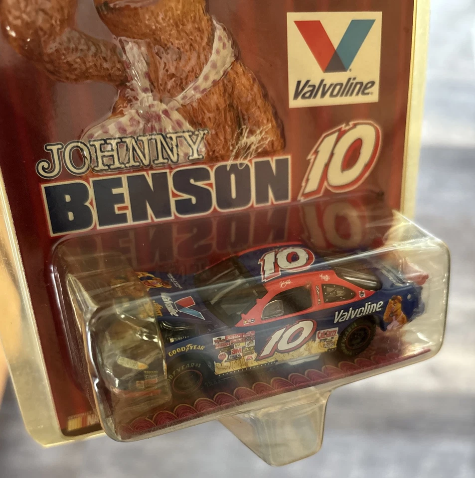 De colección NASCAR #10 Johnny Benson Valvoline Muppets 25 Aniversario 1:64 Diecast Foto 4 de 4