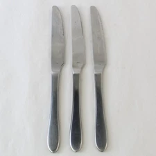 Set of 3 Robert Welch Meridian 18/10 Stainless Steel Serrated Dinner Knives