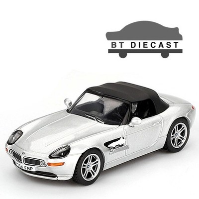 MINI GT BMW Z8 JAMES BOND 007 THE WORLD IS NOT ENOUGH 1/64 SILVER