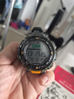 CASIO Pro Trek PRG-40 Quartz Black Rubber Watch witt 3 Sensor New Batteries.